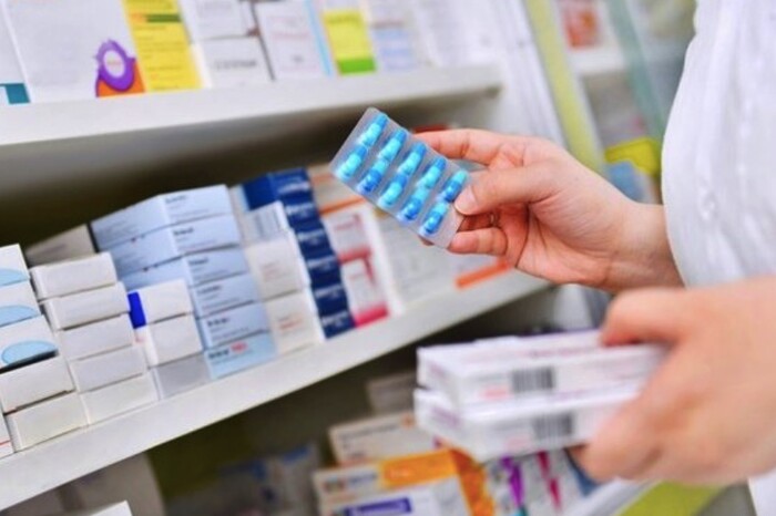 Відтепер аптеки, які відпускають ліки за електронним рецептом, можна буде знайти за спеціальною наліпкою